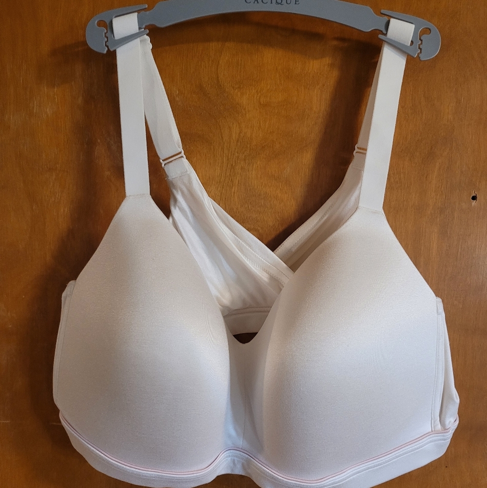 Torrid Cacique lightly lined lounge bra